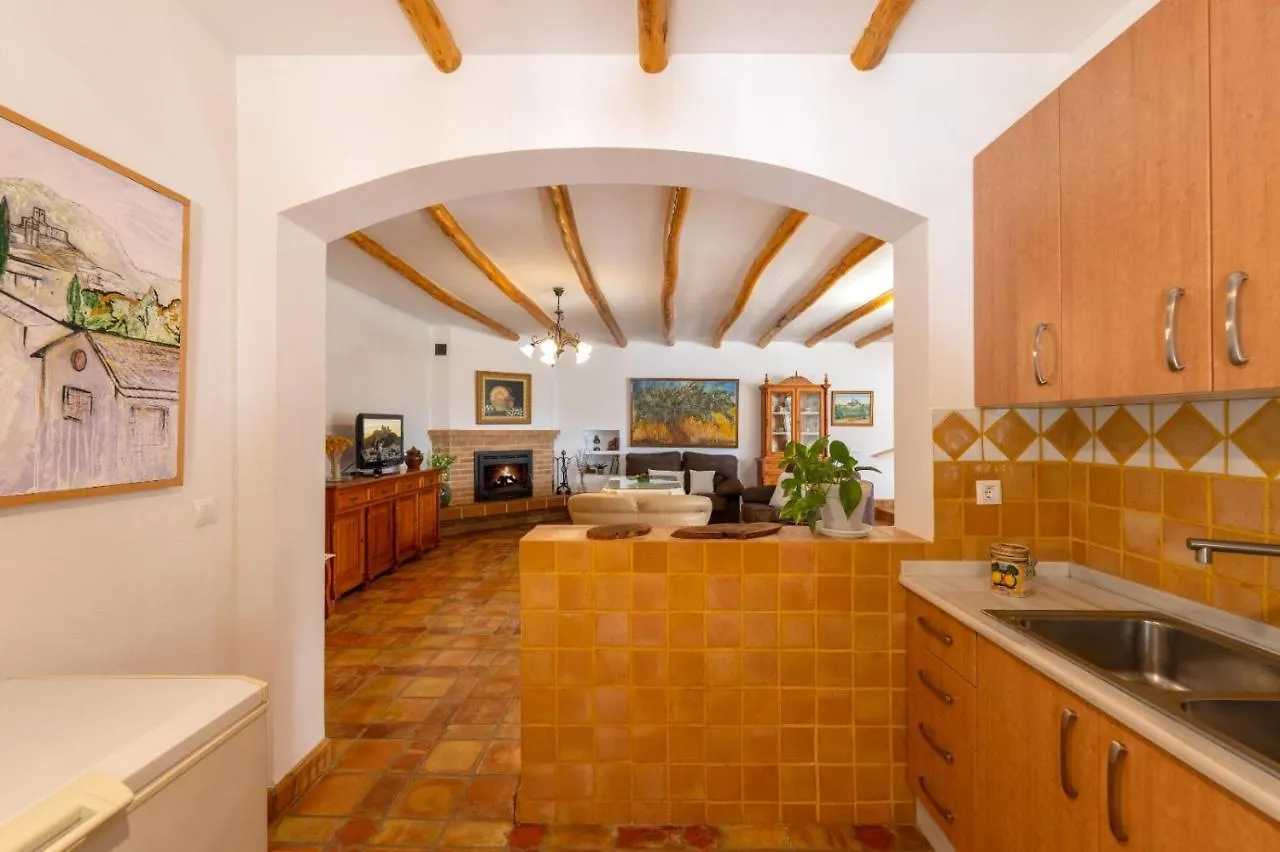 Vivienda Rural Las Bartolas Jaén 0*,